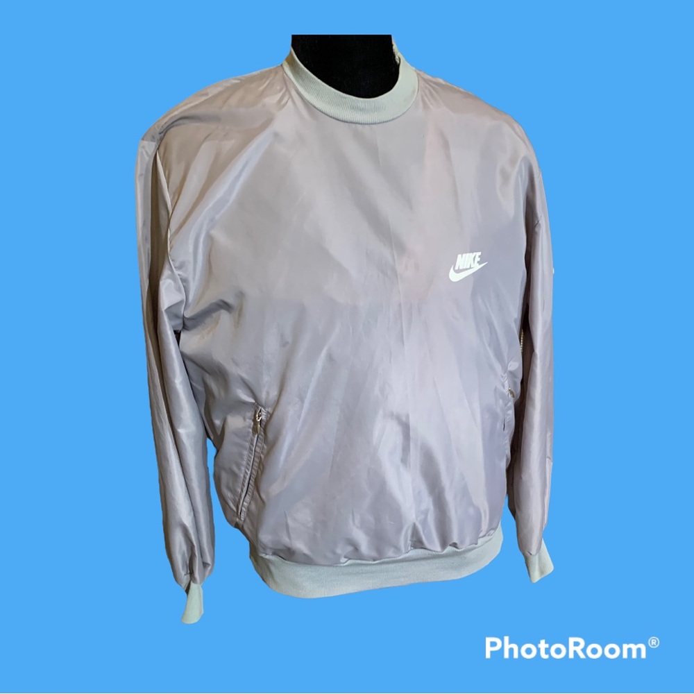 Nike windbreaker pull over.